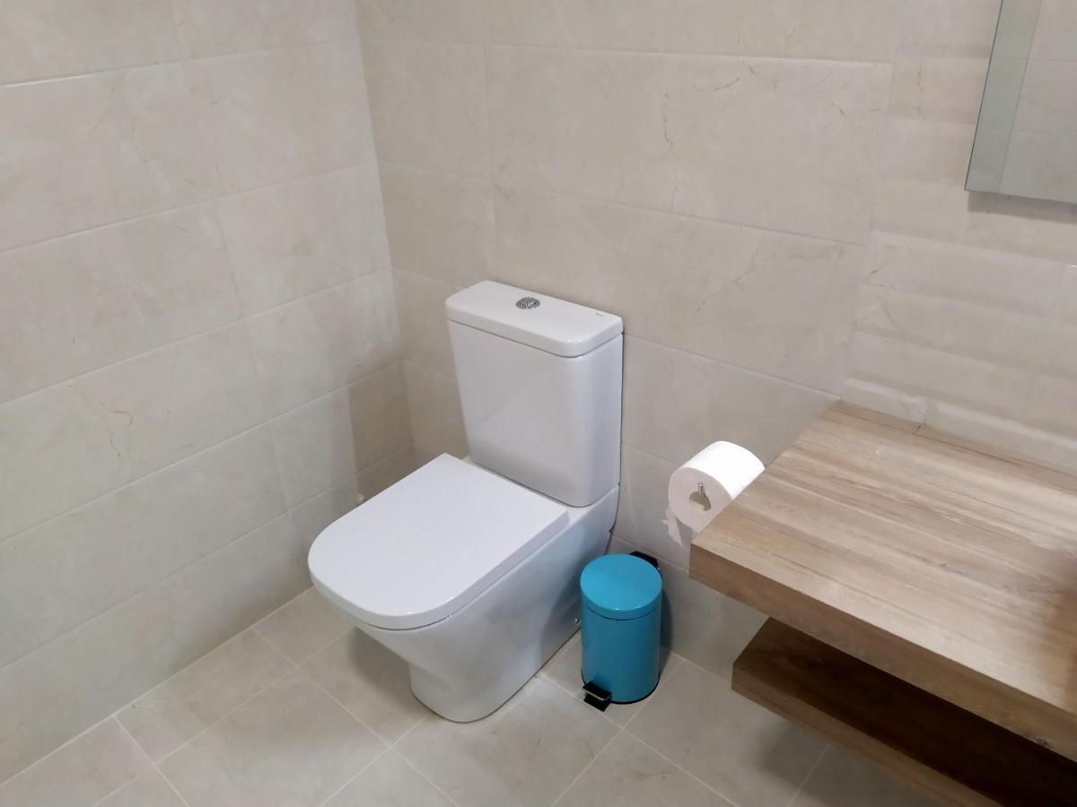 Apartament Hall 92 Quartos Com Wc Em Moradia Com Piscina A-Das-Lebres Loures Zewnętrze zdjęcie